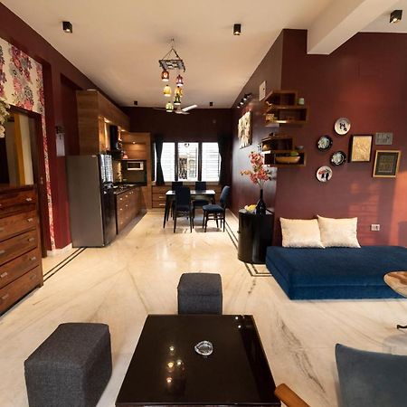 J'S Nest Hotel Calcutta Eksteriør billede